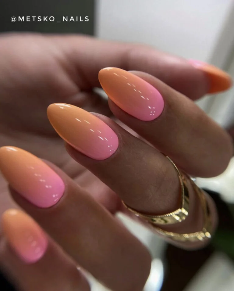 Acrylic Nail Designs for Every Skin Tone: Light, Medium, Tan & Dark 15 Peach ombré acrylic nails fading into soft nude, perfect for tan skin.