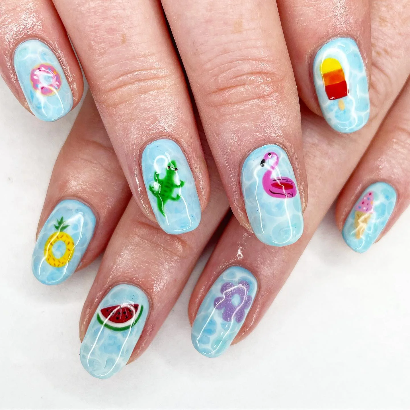 35+ Short Summer Nails You’ll Want to Copy This Season 31 blue gingham and daisy flower design on short summer nails