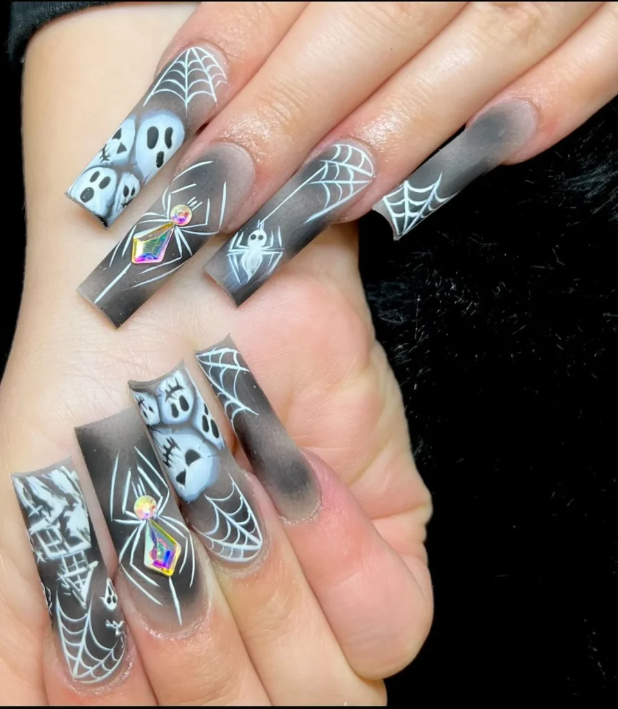 bloody scream clown cartoon Halloween nails colorful — horror halloween nail art 2026