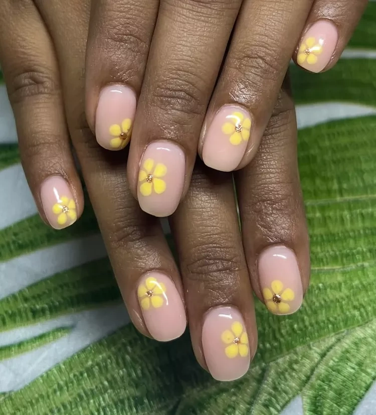 20 Beautiful Butter Yellow Nails Design You’ll Love This Summer 20 Butter Yellow Nails