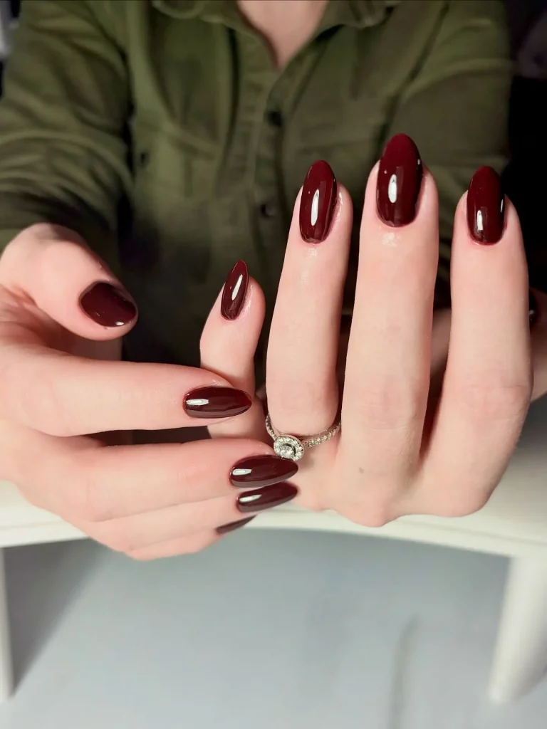 41 Summer to Fall Transition Nail Ideas for 2026 17 Rosewood nail design for summer to fall transition 2026