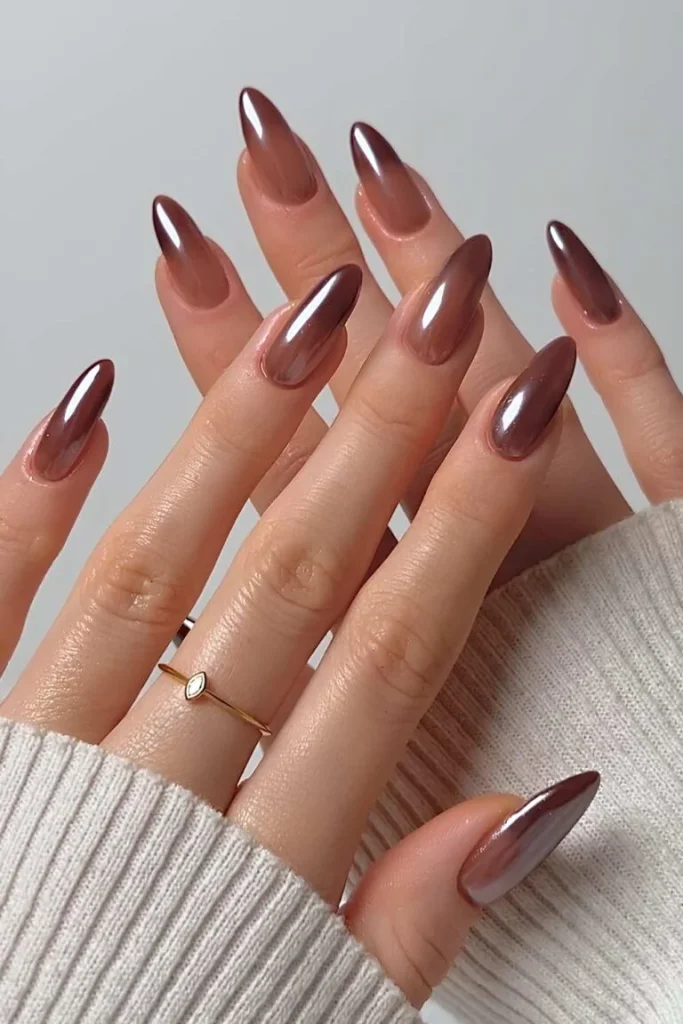 25 Stunning Almond Fall Nails Perfect for a Chic Autumn Vibe (2026) 9 almond fall nails 2026 caramel chrome glaze