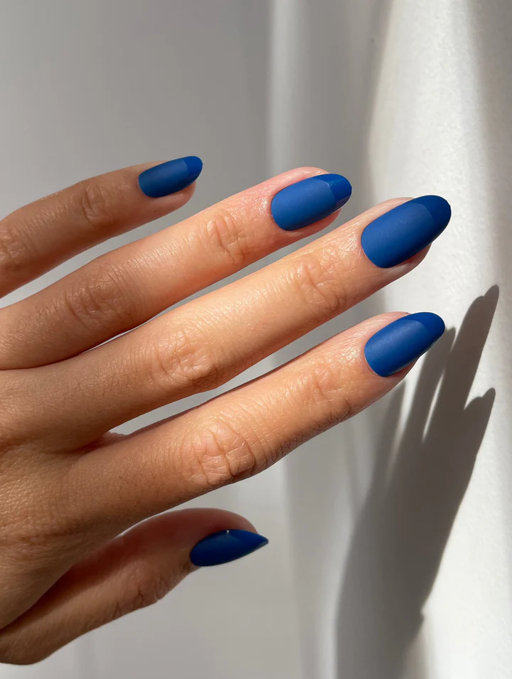 30 Trendy Short Fall Nails Perfect for a Classy Look 29 midnight navy velvet short fall nails 2026 — deep matte blue elegant manicure