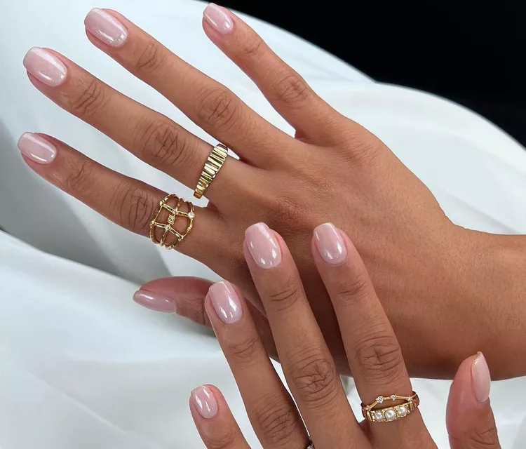 30 Trendy Short Fall Nails Perfect for a Classy Look 4 oat milk glazed round short fall nails 2026 — luminous sheer clean girl manicure